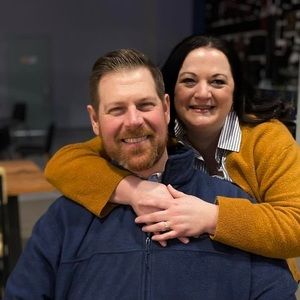 Meet your Posher, Cari